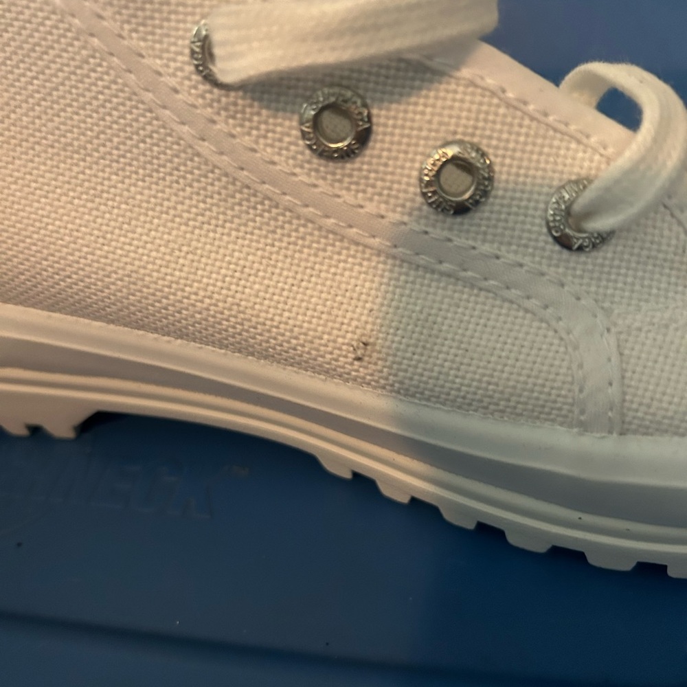 NWT Superga White High-Top Canvas Sneakers - Picture 6 of 10